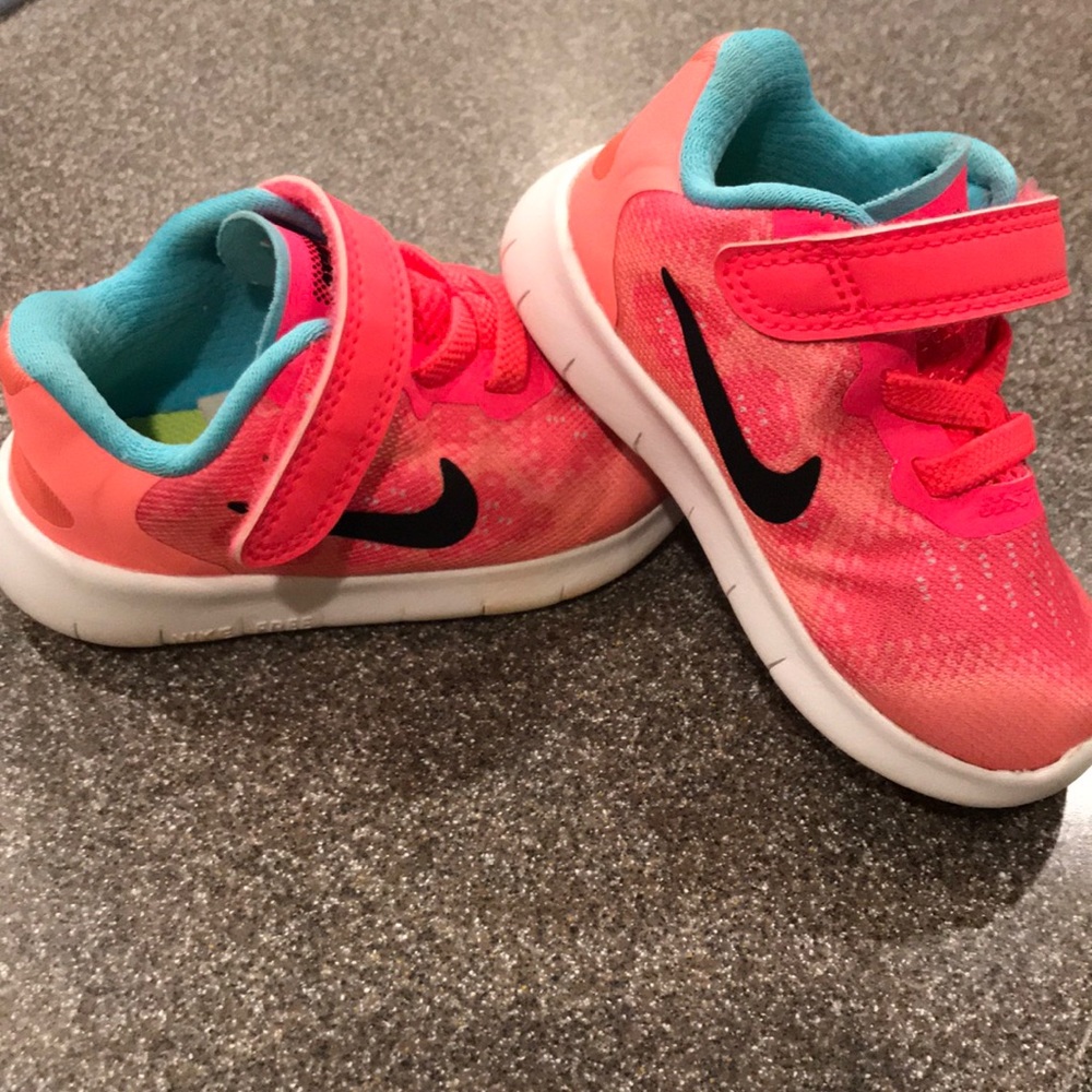 Little Girl Nike’s!
